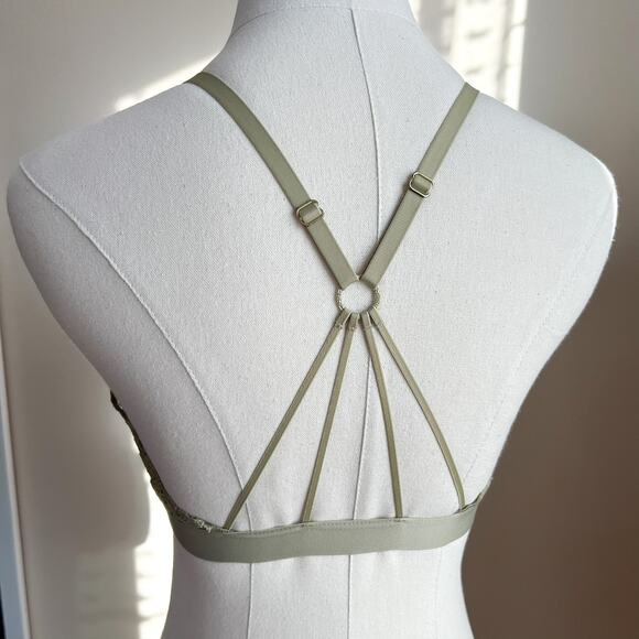 Aerie Green Lace Unlined Triangle Bralette Small Strappy No Padding Lace Bra - Picture 2 of 5